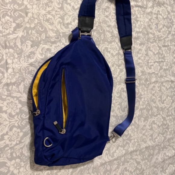 Canvas Crossbody Bag - Picture 3 of 3